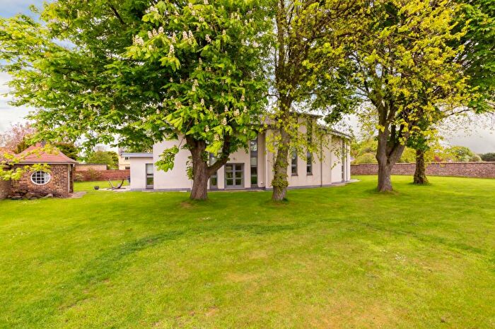 5 Bedroom Detached House For Sale In Heuk House, North Berwick, EH39