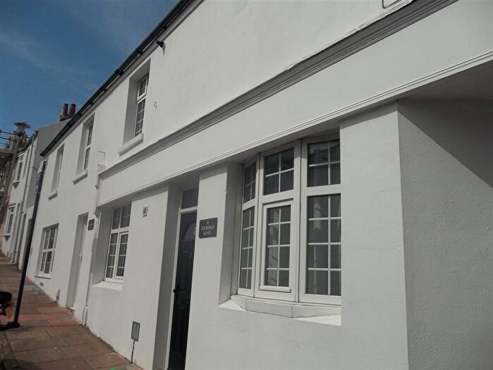 3 Bedroom Semi-Detached House To Rent In Terminus Road, Brighton, BN1