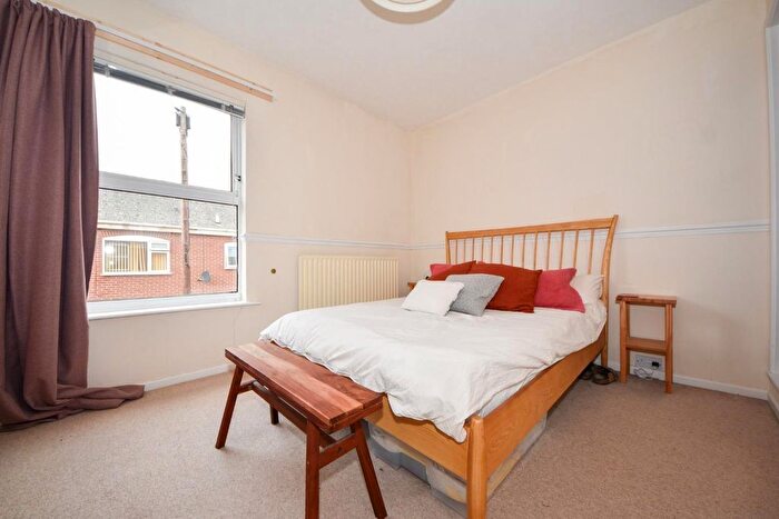2 Bedroom Terraced House For Sale In Cherry Street, Warwick, CV34