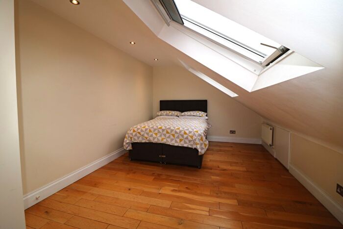 1 Bedroom Flat To Rent In Arngask Road, London, SE6