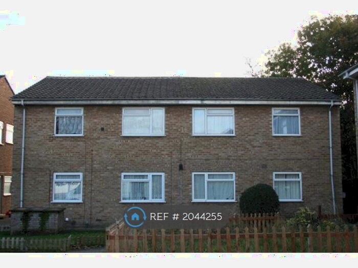 3 Bedroom Maisonette To Rent In Melina Close, Hayes, UB3