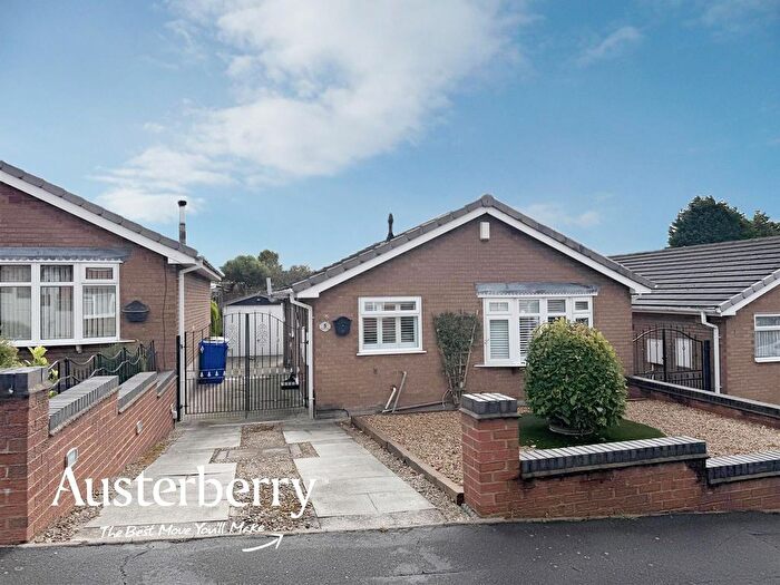2 Bedroom Detached Bungalow For Sale In Neath Close, Stoke-On-Trent, ST3