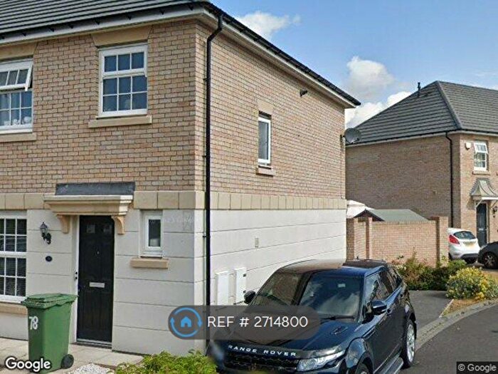 3 Bedroom End Terrace House To Rent In Farro Drive, York, YO30