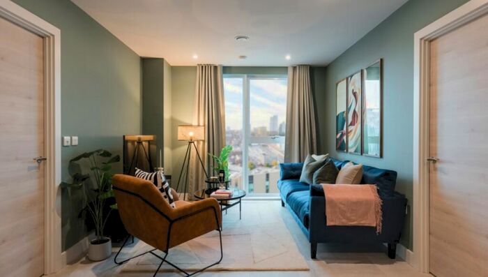 2 Bedroom Flat To Rent In New York Square, Leeds, LS2