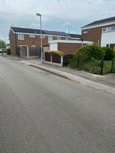 3 Bedroom Terraced House To Rent In Avery Croft, Birmingham, B35