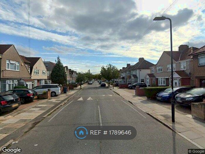 2 Bedroom Semi-Detached House To Rent In Milford Road, Southall, UB1