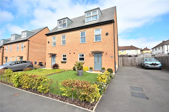 4 Bedroom Semi-Detached House For Sale In Cardwell Road, Leeds, West Yorkshire, LS14