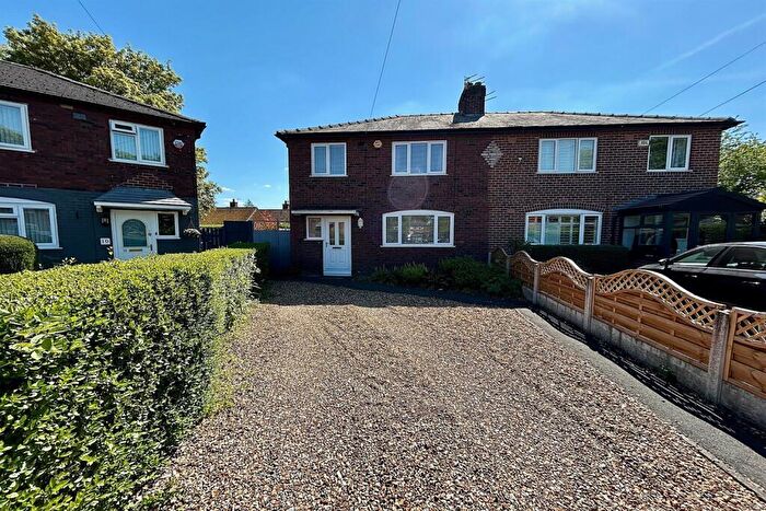 3 Bedroom Semi Detached House For Sale In Stretton Avenue, Didsbury, M20