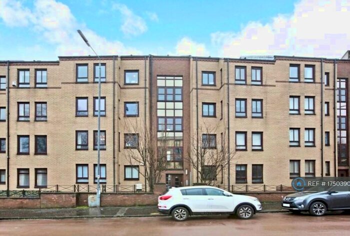 2 Bedroom Flat To Rent In Springburn Road, Glasgow, G21