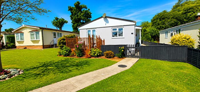 2 Bedroom Park Home For Sale In Cat And Fiddle, Clyst St Mary, Exeter, EX5