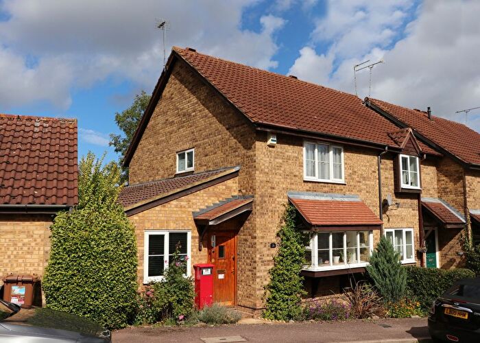 3 Bedroom End Terrace House For Sale In Wadnall Way, Knebworth, Hertfordshire, SG3