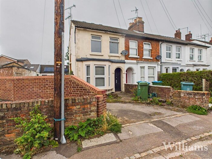 1 Bedroom Flat To Rent In Queen Street, Aylesbury, HP20