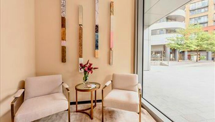 3 Bedroom Flat To Rent In Merchant Square East, London, W2