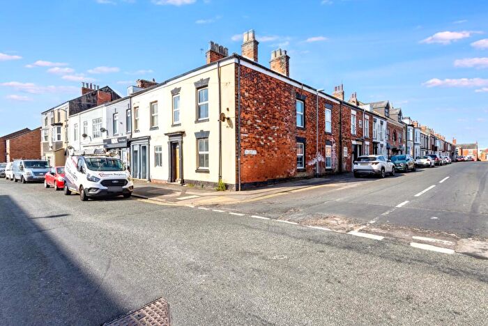 7 Bedroom End Of Terrace House For Sale In A & B Queen Street, Withernsea, East Riding Of Yorkshire, HU19