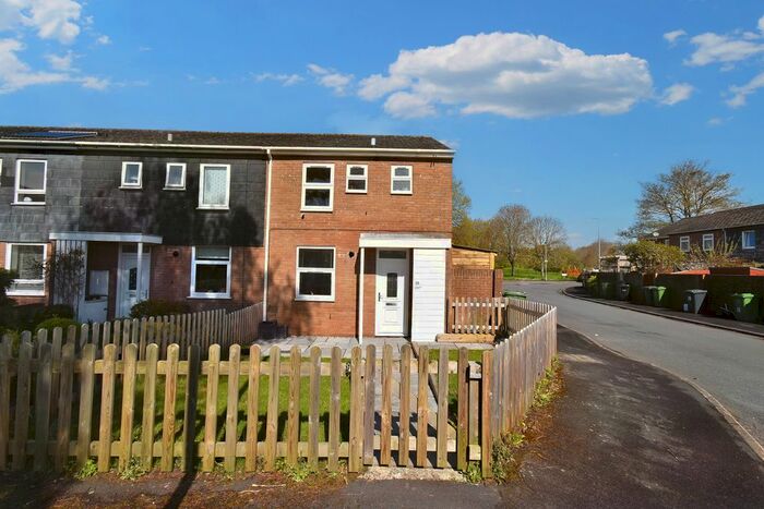 3 Bedroom End Of Terrace House To Rent In Bishop Westall Road, Exeter, EX2