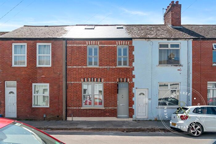 3 Bedroom Terraced House For Sale In Mortimer Road, Pontcanna, Cardiff, CF11