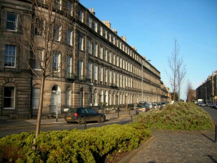 1 Bedroom Flat To Rent In East Claremont Street, New Town, Edinburgh, EH7
