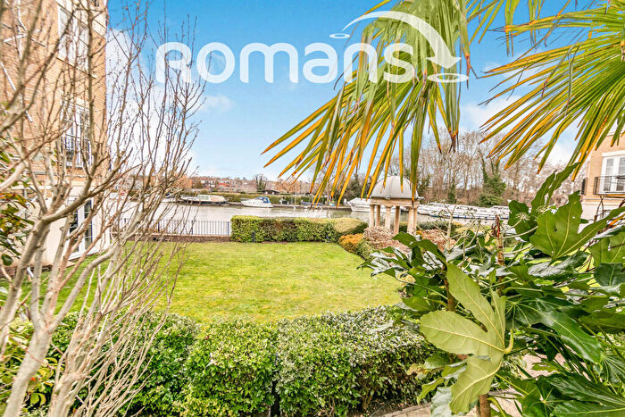 2 Bedroom Flat To Rent In Regents Riverside, Brigham Road, Reading, RG1