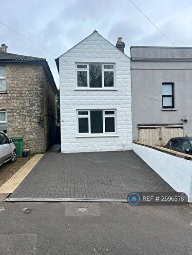 3 Bedroom End Of Terrace House To Rent In Fant Lane, Maidstone, ME16