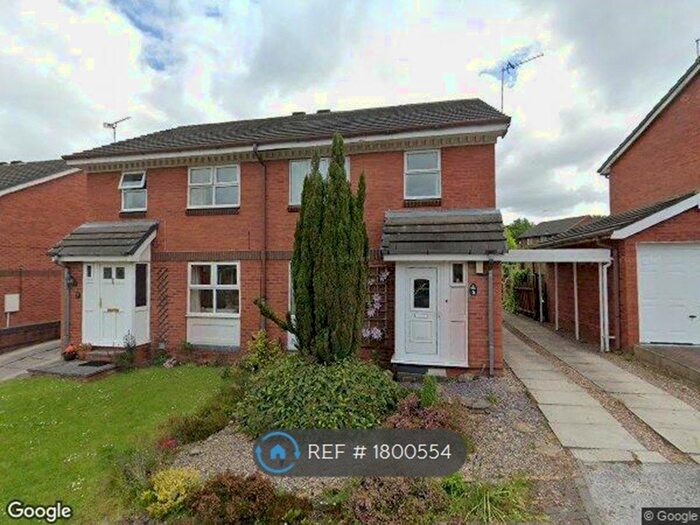3 Bedroom Semi-Detached House To Rent In Kestrel Close, Leeds, LS17