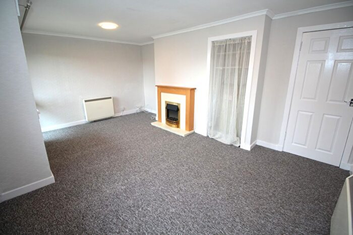 2 Bedroom Flat To Rent In Dochart Drive, Clermiston, Edinburgh, EH4