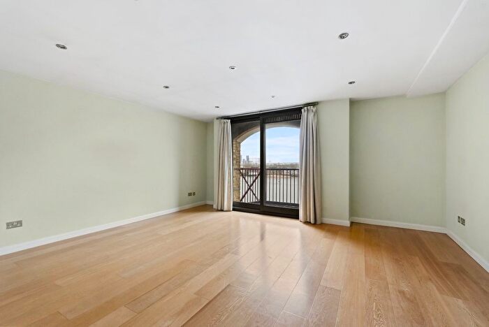 1 Bedroom Flat To Rent In Wapping High Street, Wapping, E1W