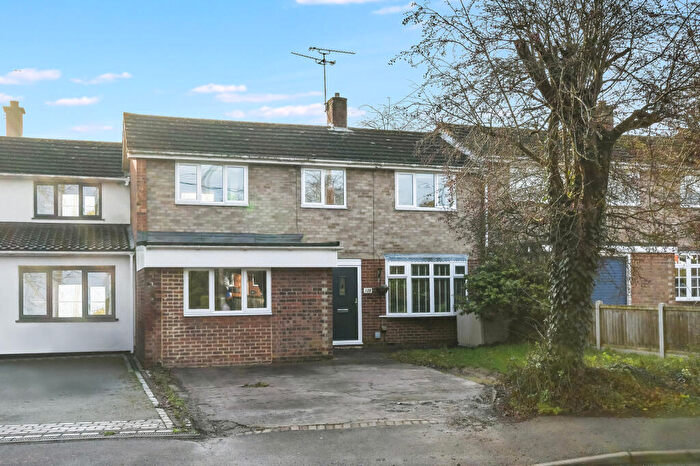 3 Bedroom Terraced House For Sale In Watchouse Road, Galleywood, Chelmsford, CM2