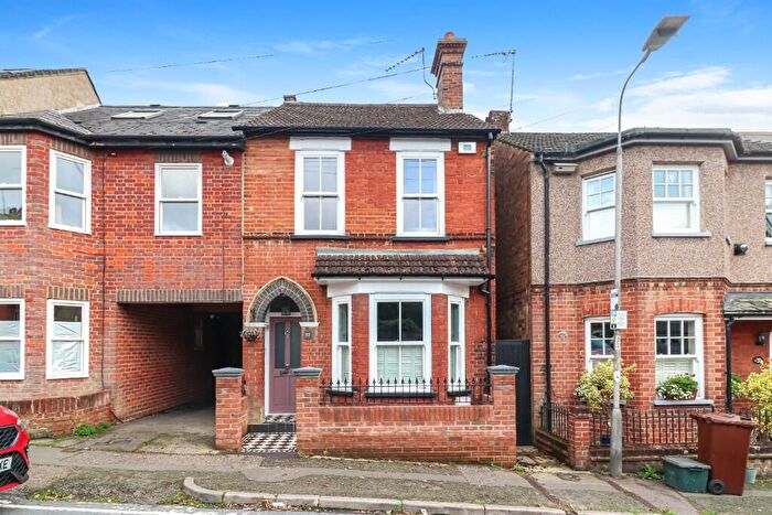 3 Bedroom End Of Terrace House For Sale In Worley Road, St. Albans, Hertfordshire, AL3