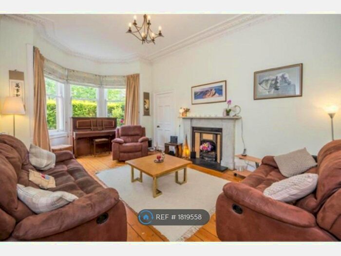 2 Bedroom Flat To Rent In Warrender Park Road, Edinburgh, EH9