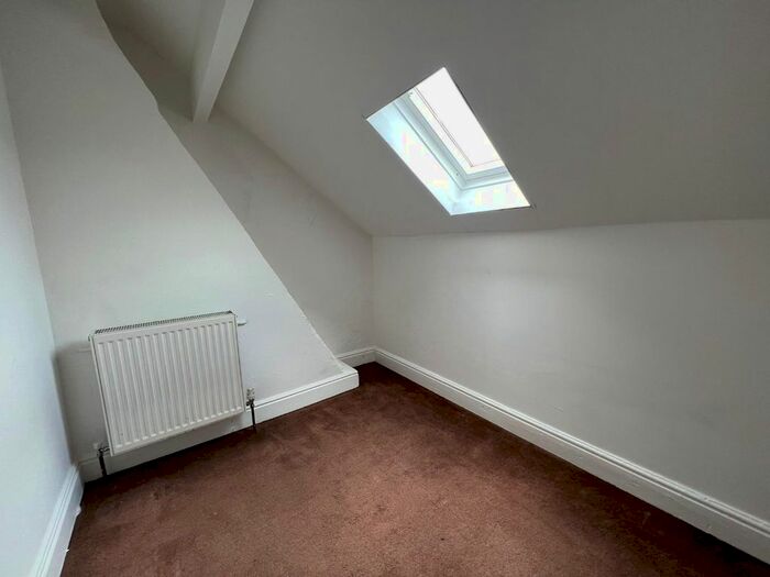 4 Bedroom Property To Rent In Havelock Crescent, Bridlington, YO16