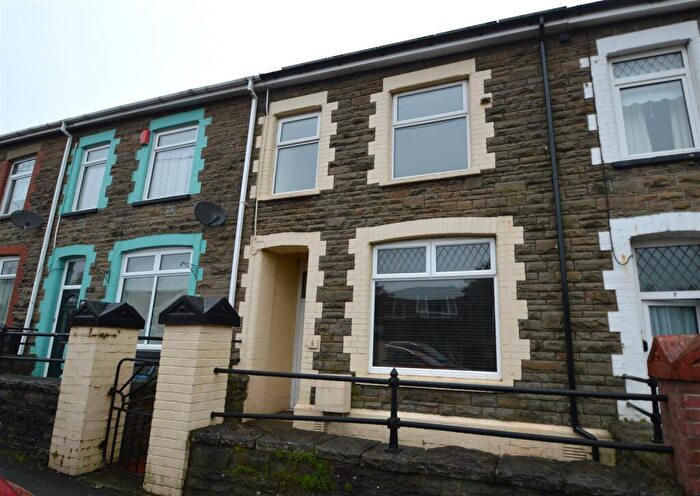 3 Bedroom Terraced House To Rent In Penygarreg Road, Tonyrefail, CF39
