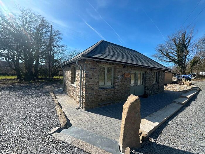 1 Bedroom Barn Conversion To Rent In Bridestowe, EX20
