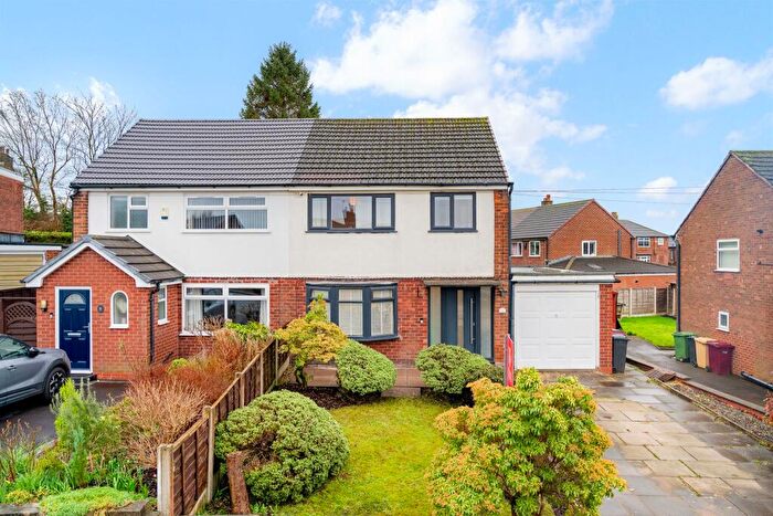 3 Bedroom Semi Detached House For Sale In Seaford Road, Bolton, BL2