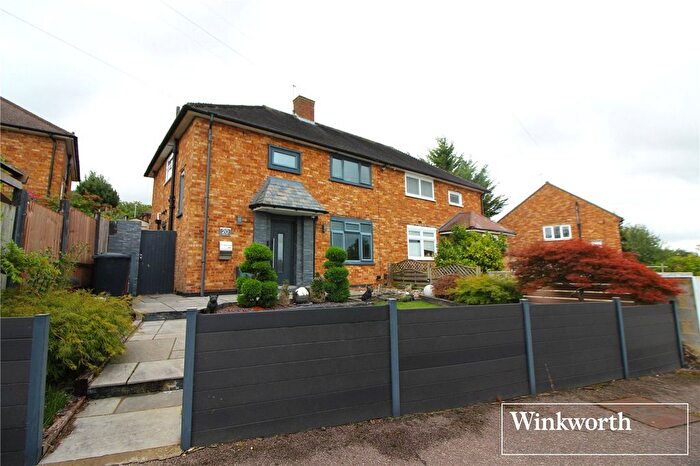 3 Bedroom Semi-Detached House For Sale In Walshford Way, Borehamwood, Hertfordshire, WD6