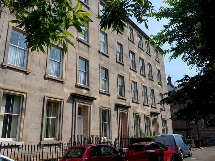 4 Bedroom Flat To Rent In Lauriston Park, Tollcross, Edinburgh, EH3