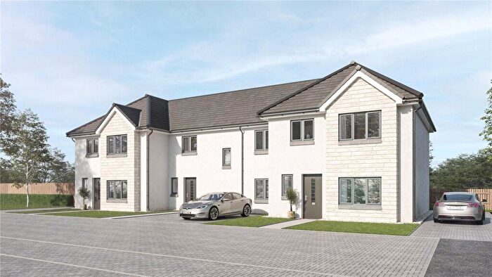 3 Bedroom Semi-Detached House For Sale In Kinglassie, Fife, KY5