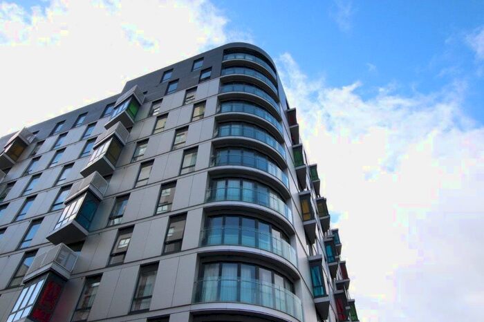 2 Bedroom Flat To Rent In Hunsaker, Alfred Street, Reading, RG1