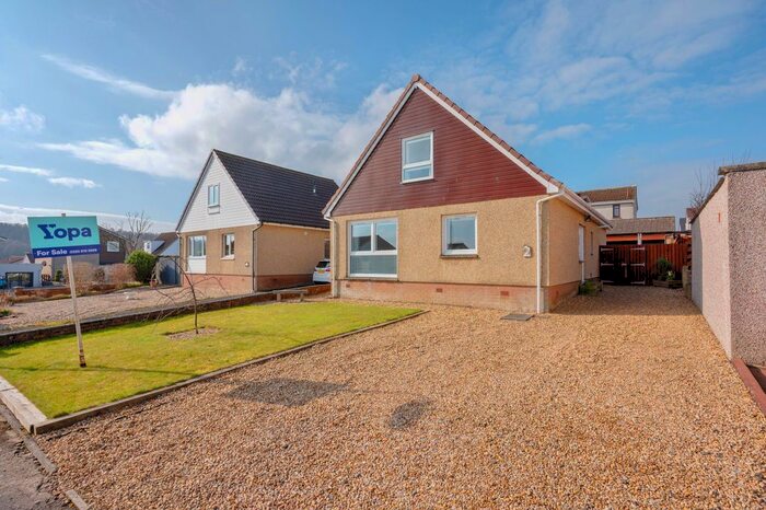4 Bedroom Detached House For Sale In Tapitlaw Grove, Comrie, Dunfermline, KY12