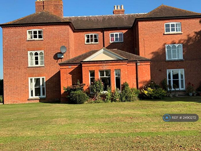 2 Bedroom Flat To Rent In Wilton Place, Dymock, GL18