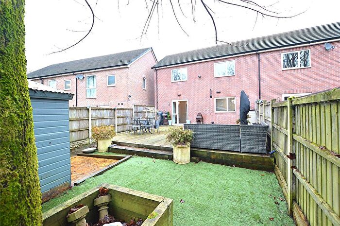 3 Bedroom Terraced House For Sale In Somerset Close, Macclesfield, Cheshire, SK10