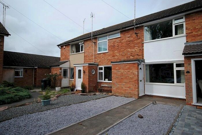 2 Bedroom Town House To Rent In Windsor Close, Quorn, LE12