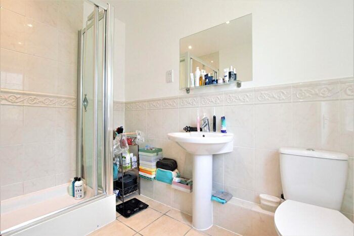 5 Bedroom Detached House To Rent In Napsbury Park, London Colney, AL2