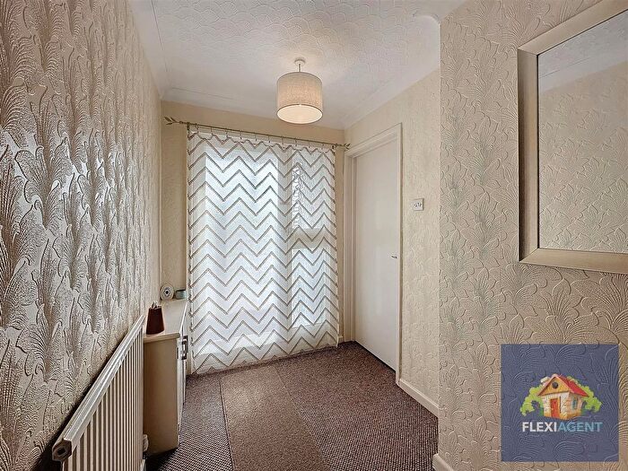 3 Bedroom Detached Bungalow For Sale In Kingston Crescent, Marshside, Southport, PR9