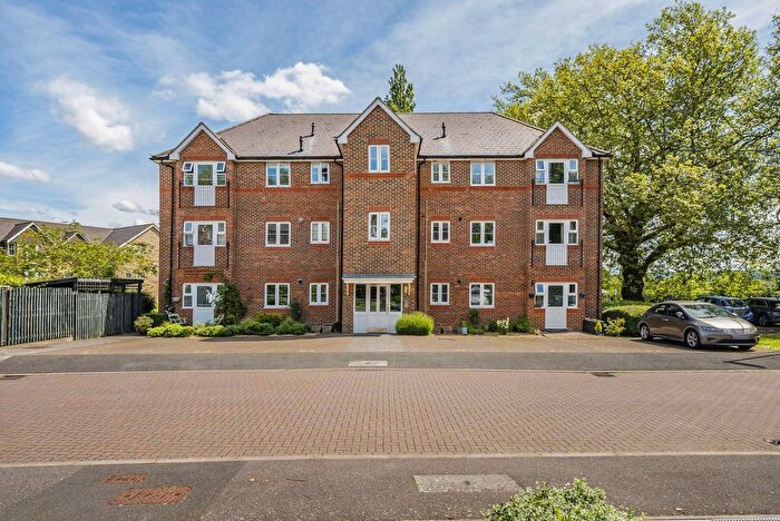 1 Bedroom Flat For Sale In Eastman Way, Haydock Court Eastman Way, KT19