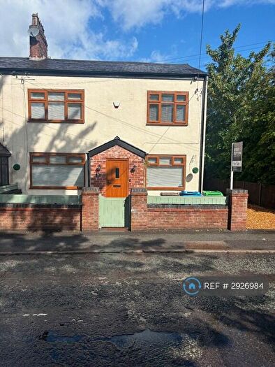 4 Bedroom End Of Terrace House To Rent In Ashton Road, Manchester, M35