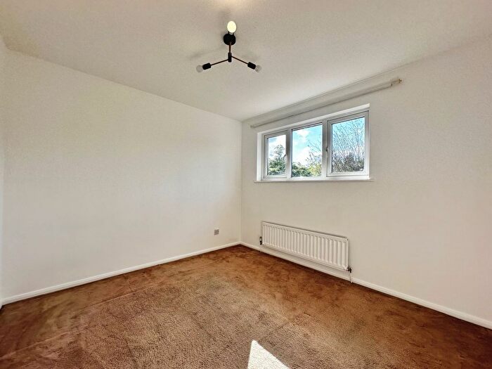 5 Bedroom Detached House To Rent In Primrose Lane, Croydon, CR0