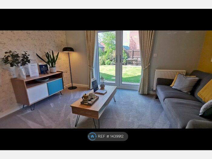 2 Bedroom Semi-Detached House To Rent In Poppy Lane, Salford, M6