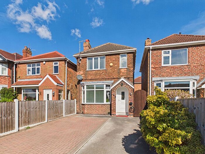 2 Bedroom Detached House For Sale In Westdale Lane, Carlton, Nottingham, NG4