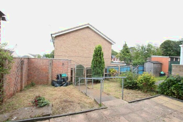 1 Bedroom Terraced House To Rent In Hunsbarrow Road, Northampton, NN4