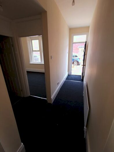 2 Bedroom Flat To Rent In Newton Street, Gateshead, NE8